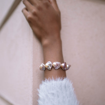 LISGARDEN Lavender Bracelet Featuring Large Baroque Pearls in Lavender Hue