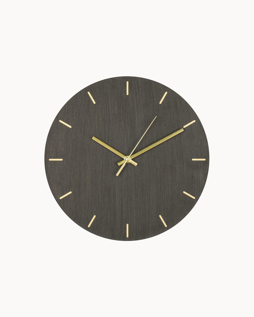 Shae | Modern Wall Clock in Grey Wood Look