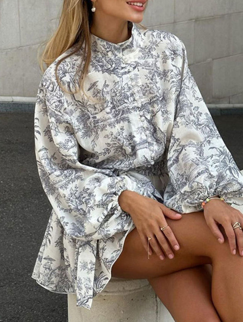 FJØRNA retro lace-up print dress in white, featuring a vintage-inspired design with lace-up details and a classic fit.