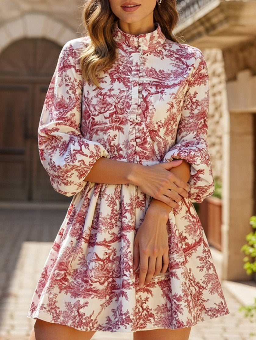 FJØRNA long-sleeved white dress with tie-print design, stylish and elegant for fashionable occasions.