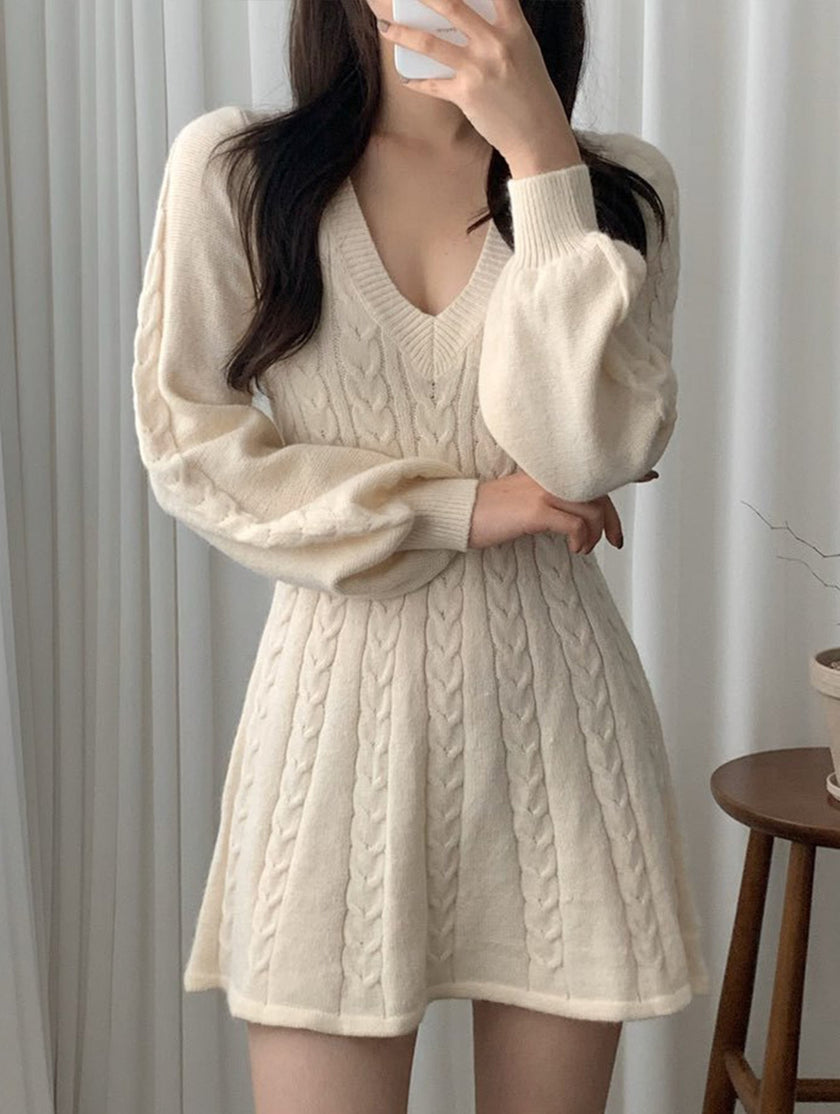FJØRNA white retro cable knit V-neck fitted dress, stylish and cozy with a classic design, perfect for casual or semi-formal wear.