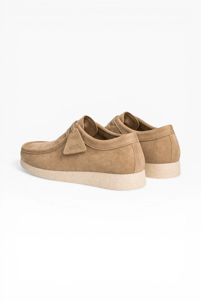 FJØRNA men's cushioned casual slip-on trainers, lightweight shoes designed for all-day comfort and everyday wear.