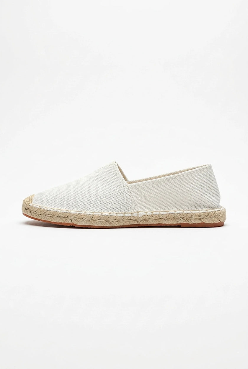 Men's lightweight linen espadrille shoes by FJØRNA, slip-on summer shoes with breathable fabric and casual style.