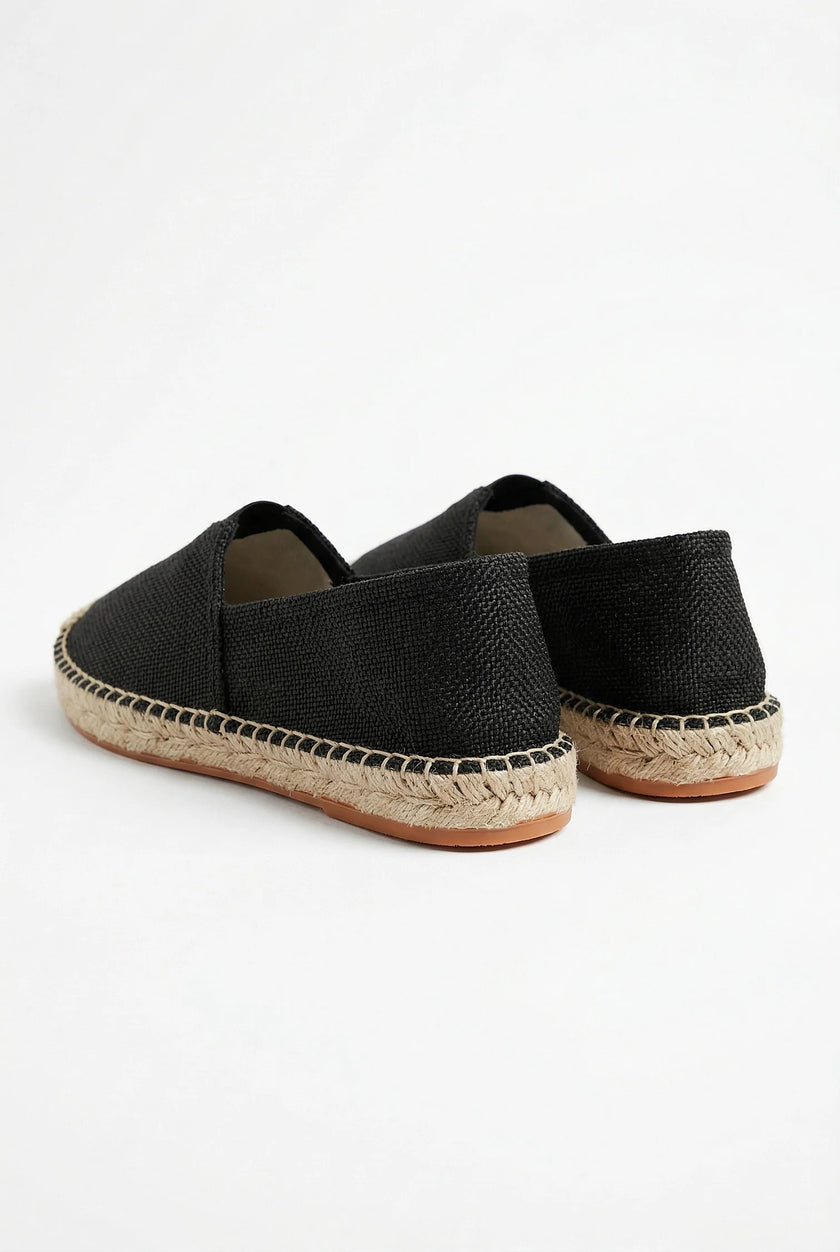 Men's linen espadrille shoes by FJØRNA, slip-on lightweight summer shoes with natural woven fabric and rubber sole.