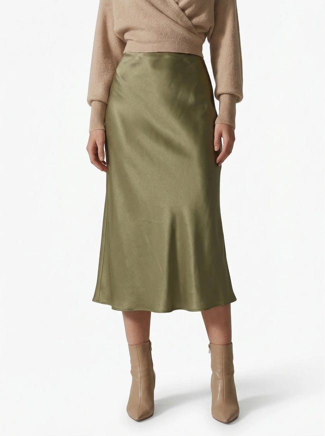 FJØRNA satin high-waist flowing midi skirt for women, elegant pencil skirt with a smooth, shiny satin finish, stylish and feminine.