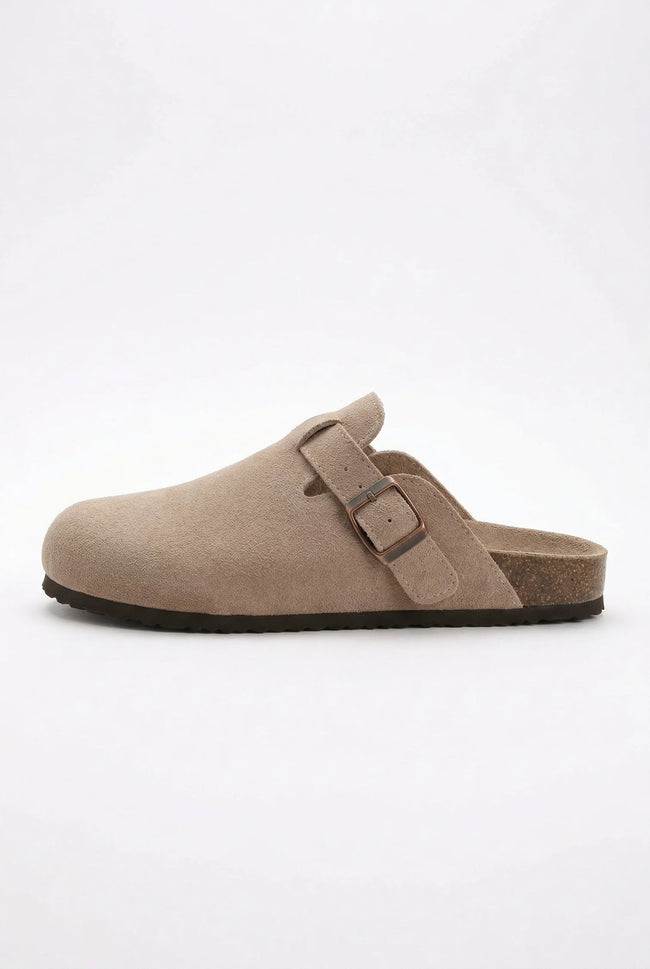 FJØRNA women's slip-on suede clogs in refined suede, designed for spring comfort and casual wear.