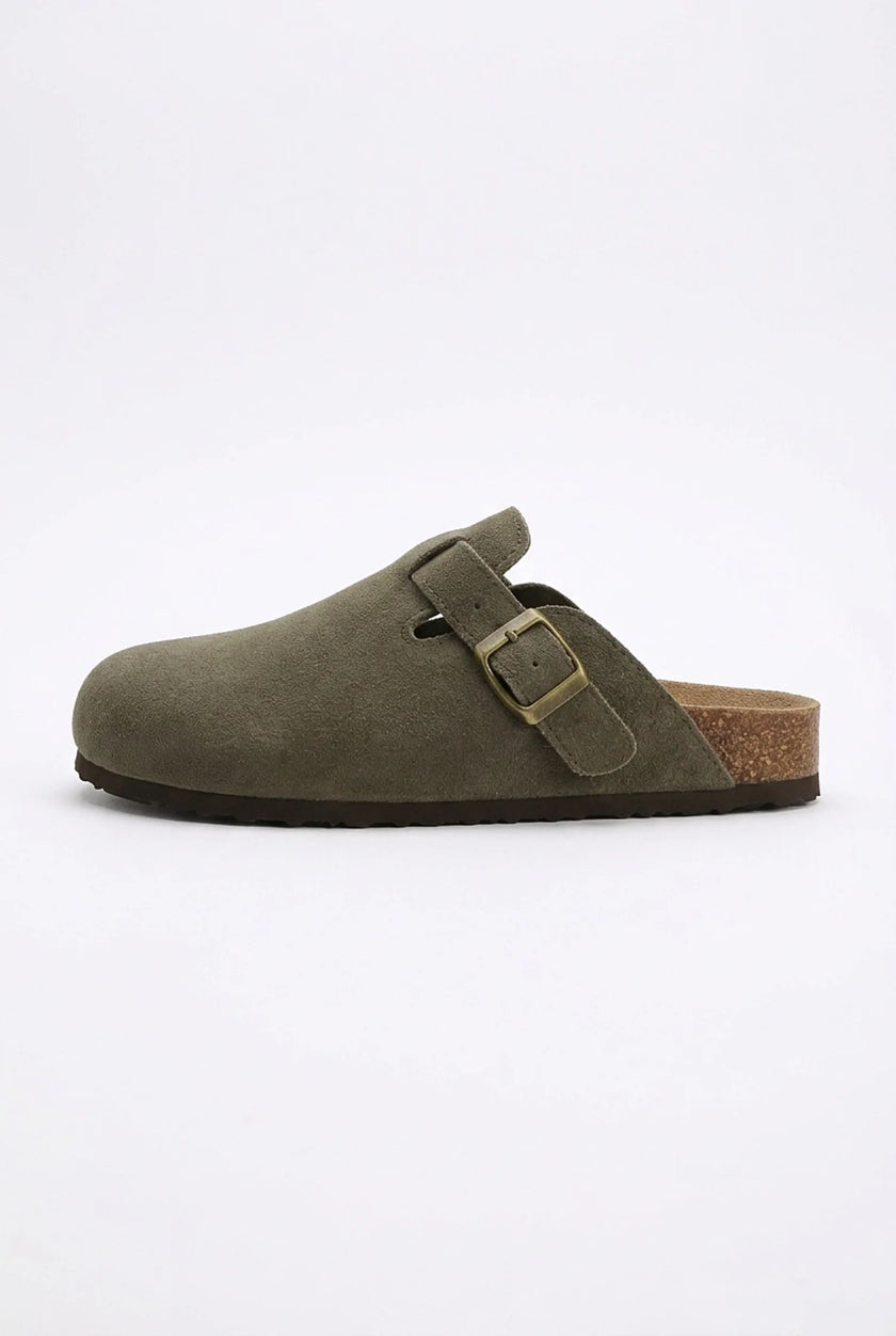 FJØRNA women's slip-on suede clogs for spring, featuring a comfortable casual design and refined suede material.