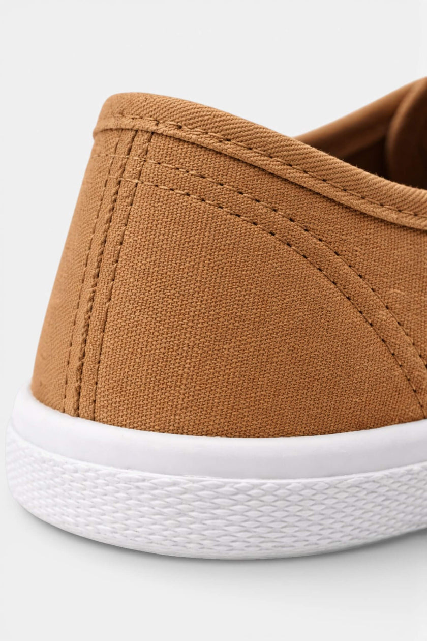FJØRNA women's breathable lightweight trainers, casual shoes designed for comfort and everyday wear.