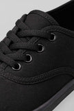 FJØRNA women's breathable lightweight trainers, casual shoes with comfortable design for everyday wear, shown in a natural setting.