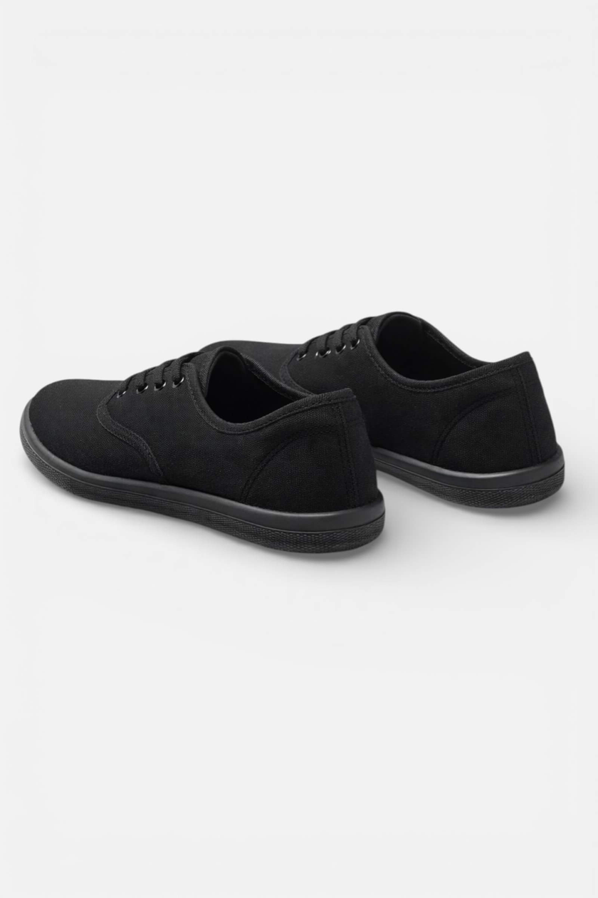 FJØRNA women's breathable lightweight trainers with casual style, designed for comfortable everyday wear.