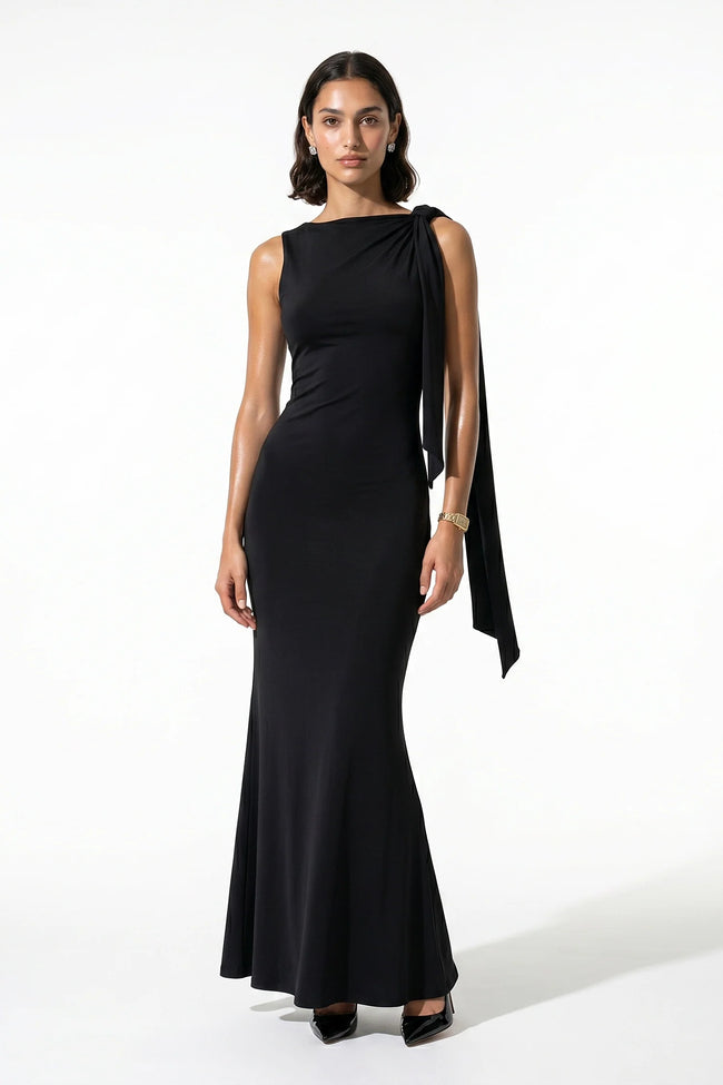 Black patchwork bodycon maxi dress for women by FJØRNA, sleeveless with O-neck design, elegant and form-fitting.