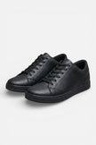 FJØRNA men's casual trainers, lightweight breathable shoes for everyday wear, shown in a side view with a modern design.