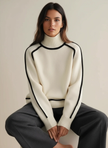 Elegant Knit Turtleneck Sweater - 11