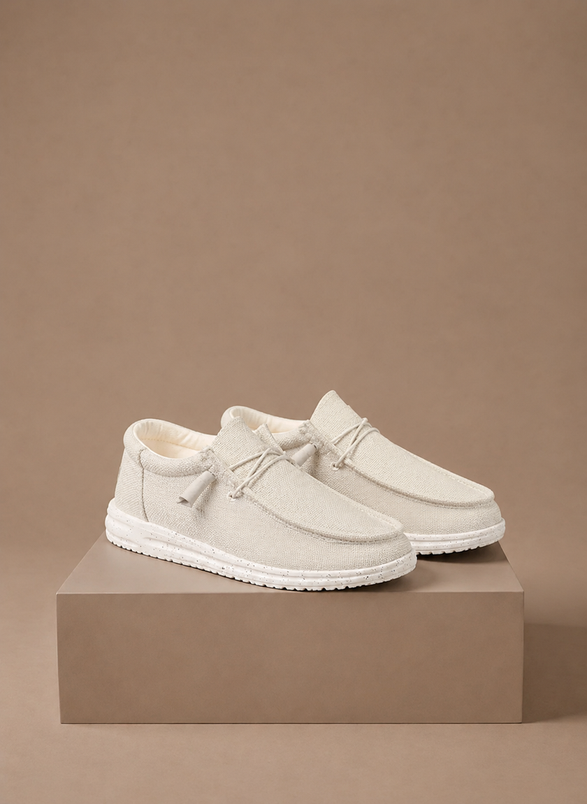 Men's lightweight linen summer loafers by FJØRNA, breathable and stylish men's shoes perfect for warm weather.