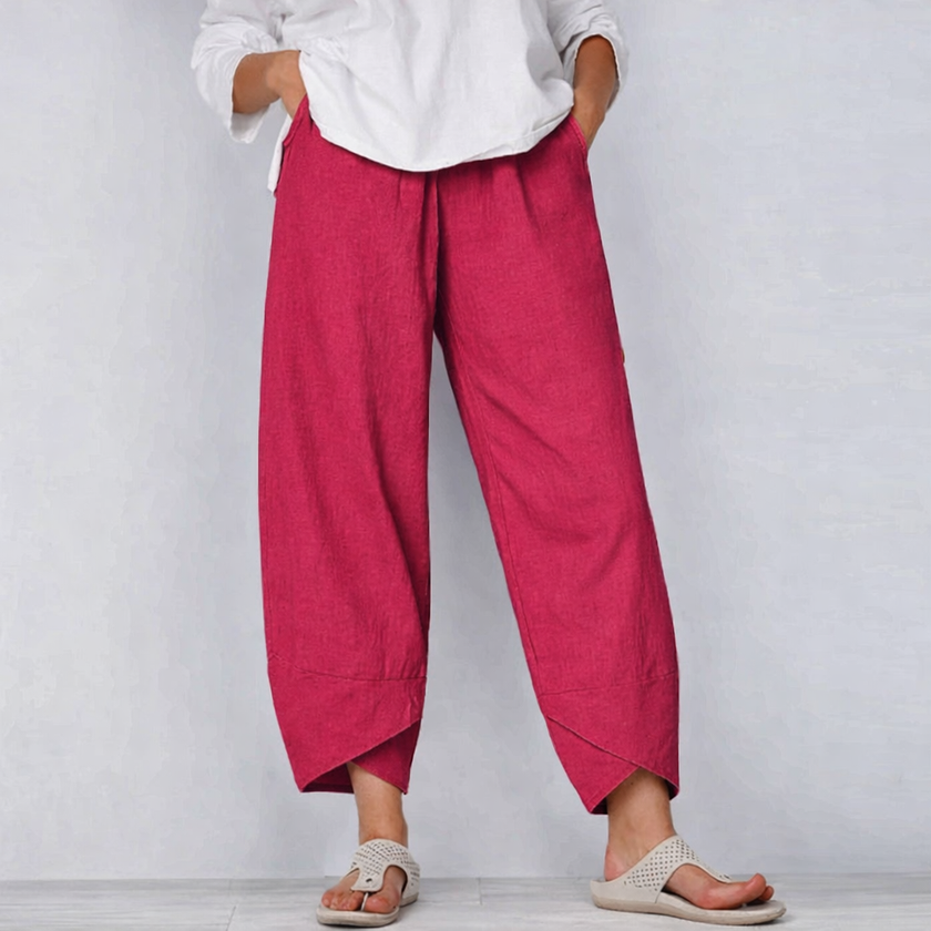 FJØRNA Tarni™ chic summer pants in lightweight fabric with a relaxed fit and stylish design, perfect for warm weather.