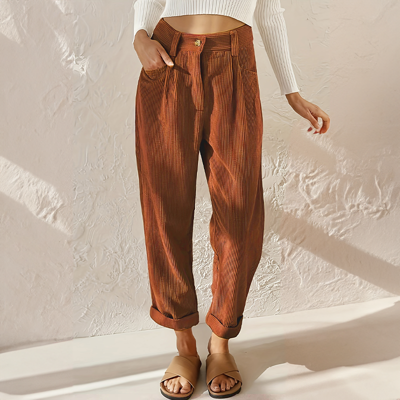 FJØRNA women's lightweight summer trousers with elastic waist, breathable flowy design, ideal for casual warm-weather wear.