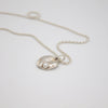Løvglans | Silver Necklace Featuring Leaf-Inspired Pendant