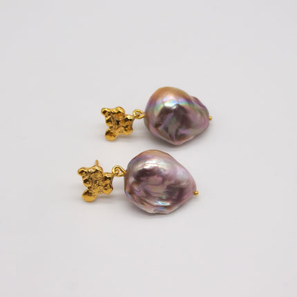 FJELLSTRAND Lavender | Gold-Plated Earrings Featuring Lavender Baroque Pearls