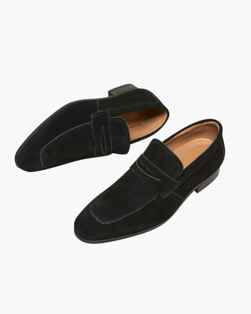 FJØRNA men's suede slip-on shoes with comfort design, featuring a sleek loafer style and natural leather finish.
