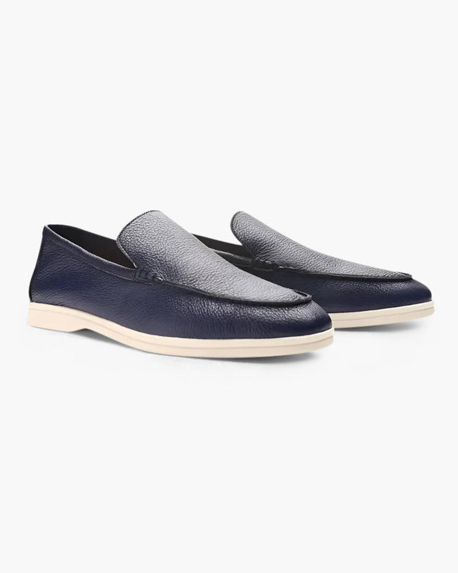 Men's elegant suede moccasins by FJØRNA, stylish slip-on slippers made from soft leather with a refined design.