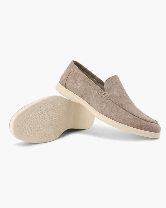 Men's suede moccasins with supportive insole by FJØRNA, featuring a classic design and comfortable fit for everyday wear.