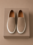 FJØRNA men's suede slip-on sneakers with casual loafer style, featuring a sleek design and comfortable fit for everyday wear.