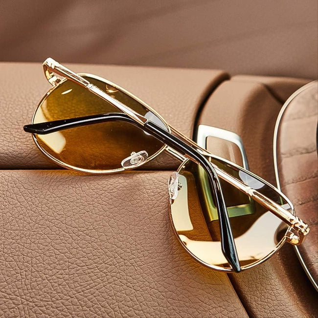 Men's aviator sunglasses with metal double bridge frame by FJØRNA, featuring sleek and classic aviator style.
