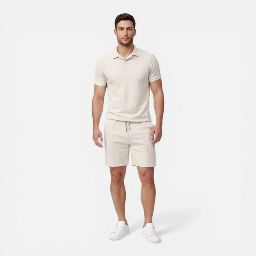 FJØRNA men's summer polo shirt and shorts set, slim fit, casual outfit with short sleeves and matching shorts, ideal for warm weather.