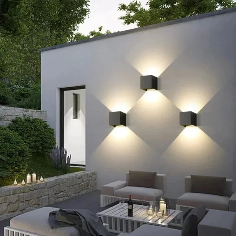 MetroLite | Chic Outdoor Wall Light