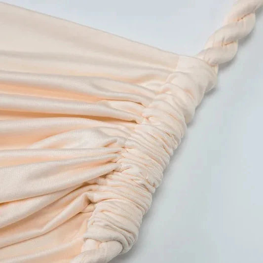 FJØRNA one-shoulder ruched women's maxi dress in flowing fabric, perfect for summer and special occasions.