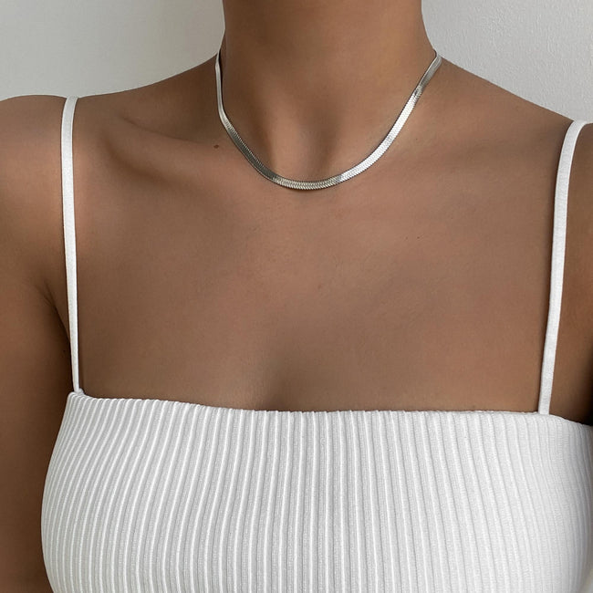 Lily | Herringbone Necklace
