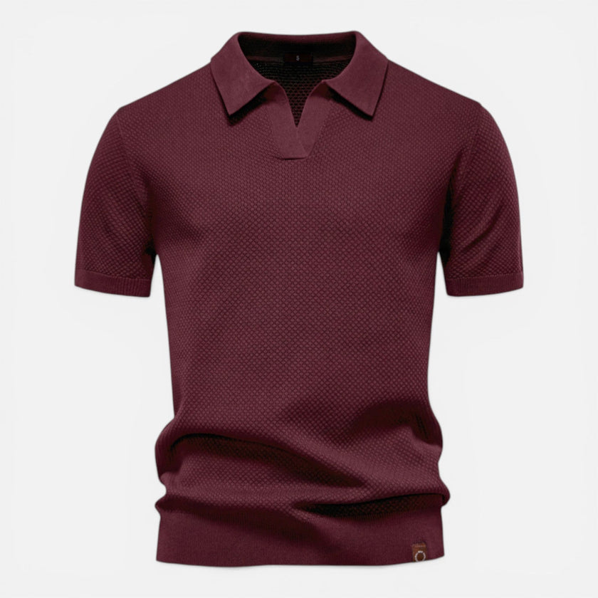 Men's slim fit knit polo shirt by FJØRNA, lightweight and breathable men's shirt, showing the stylish navy blue design.