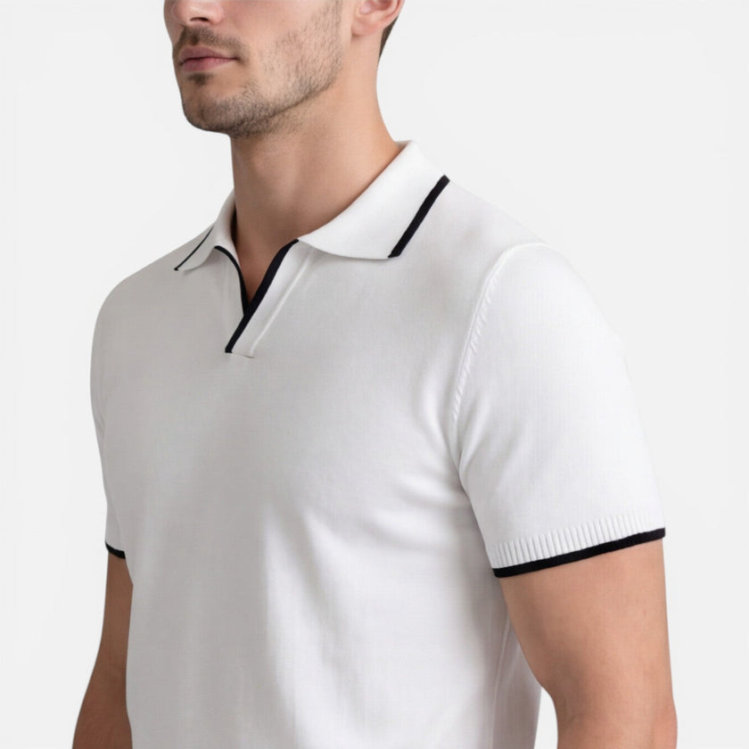 Men's slim fit summer polo shirt by FJØRNA, lightweight and breathable knit fabric, shown in a casual fit on a model.