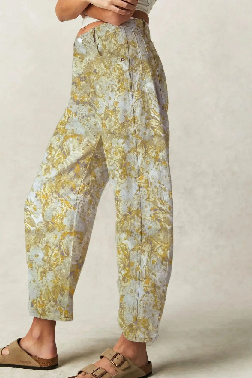 Women’s wide-leg denim jeans by FJØRNA, featuring classic blue fabric and relaxed fit for casual styling.