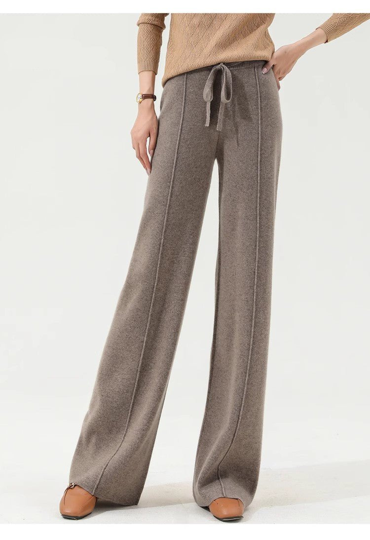 FJØRNA women's merino wool wide-leg high-waist trousers, tailored pants with a relaxed fit and clean design.