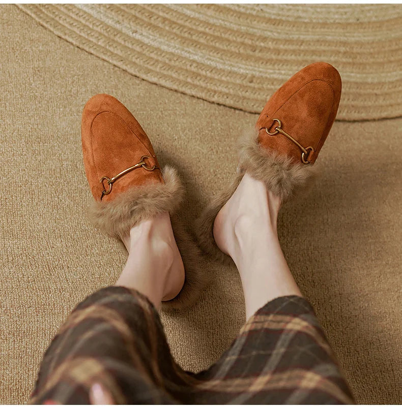FJØRNA women's fur mule slippers with plush lining, slip-on luxury shoes for women, cozy and stylish indoor footwear