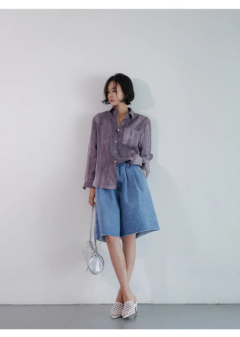 FJØRNA women's linen pleated shirt, lightweight and breezy, with a relaxed fit and subtle pleats, perfect for casual wear.