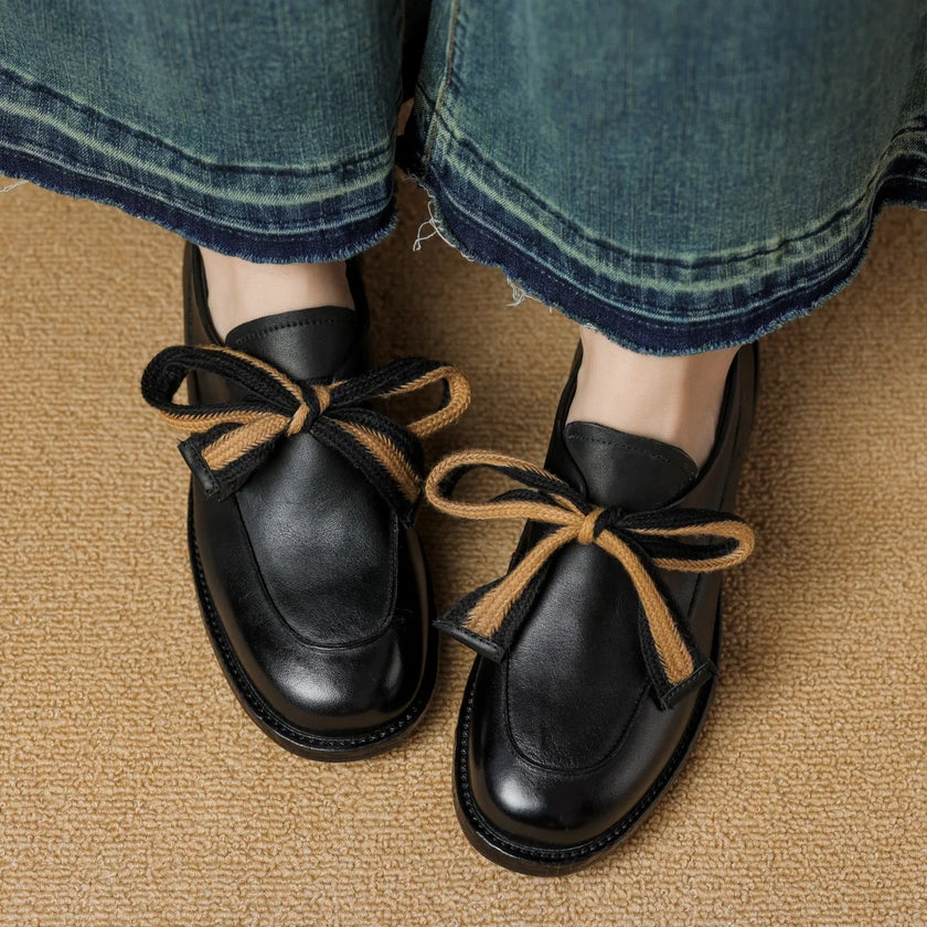 Handcrafted women's leather loafers from FJØRNA with cushioned insoles, stylish and comfortable footwear for women.