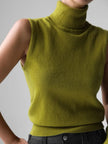 FJØRNA women's sleeveless wool vest, soft and cozy top with a fitted design, shown in a neutral color.