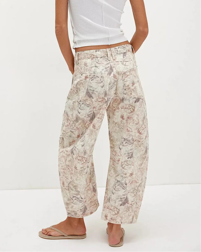 FJØRNA women's wide-leg denim jeans showing high-waisted fit and relaxed silhouette with classic blue denim fabric.