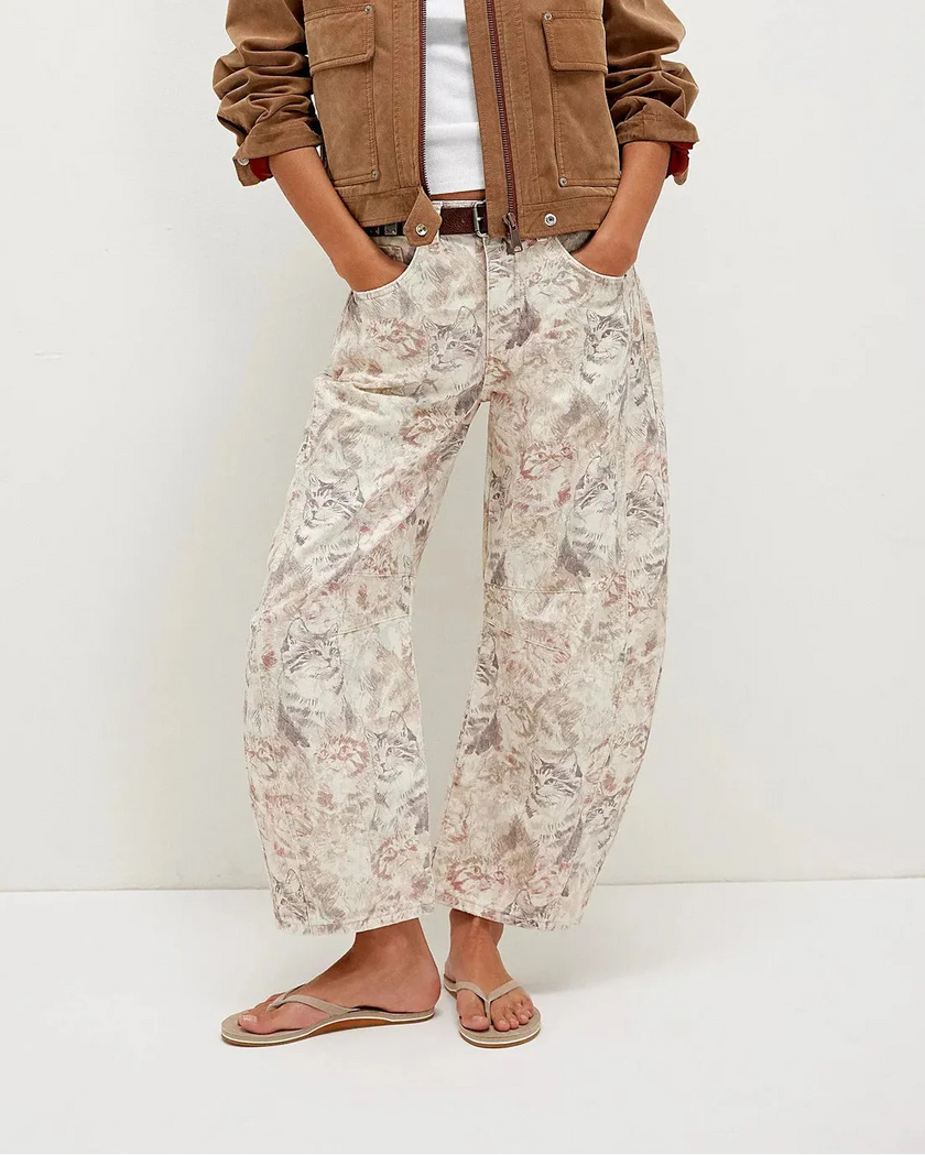 Women’s wide-leg denim jeans by FJØRNA, showcasing classic blue denim with a relaxed fit and stylish high-waist design.