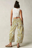 Women’s wide-leg denim jeans by FJØRNA, featuring a relaxed fit and classic blue wash, shown on a model.