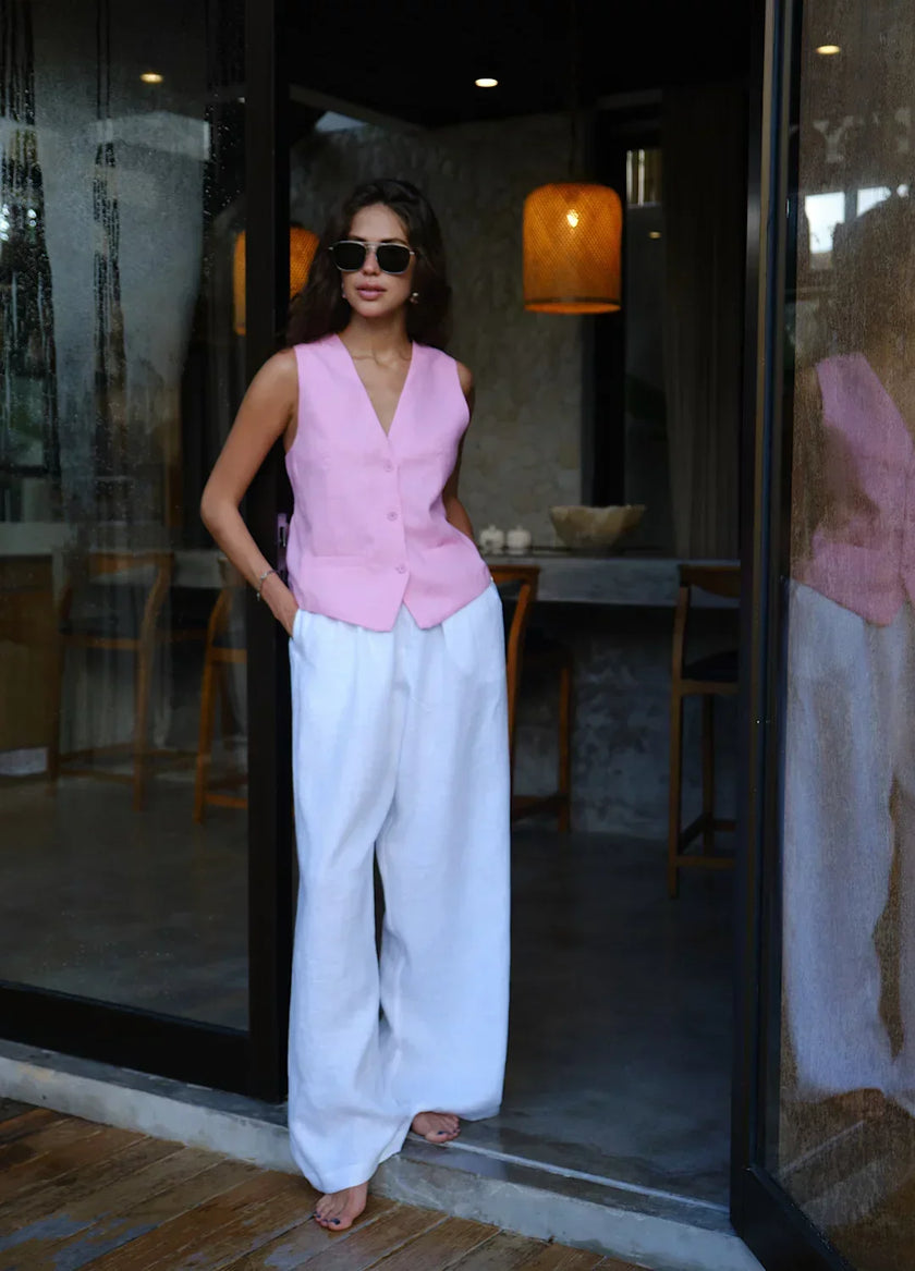 FJØRNA linen blend women's wide leg high waist trousers, stylish and comfortable pants with a relaxed fit and natural fabric.