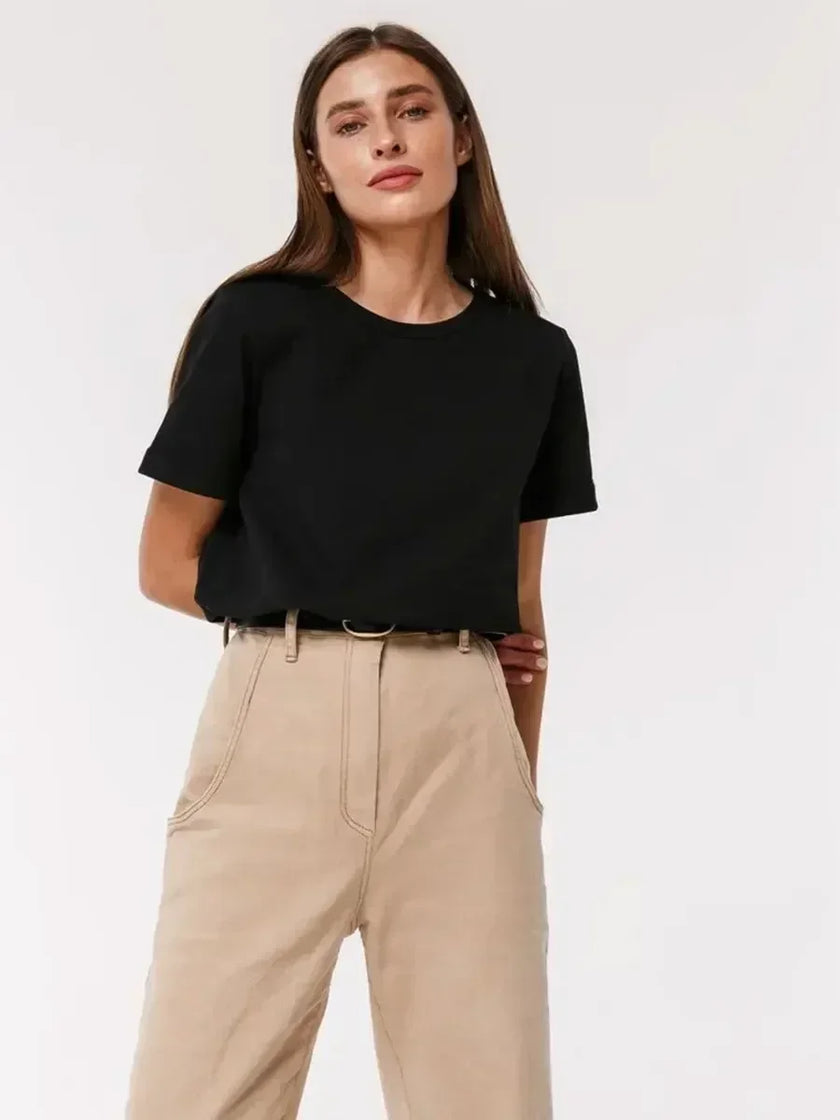 FJØRNA women's cotton T-shirt, soft white top with round neckline and short sleeves, casual and comfortable for everyday wear.