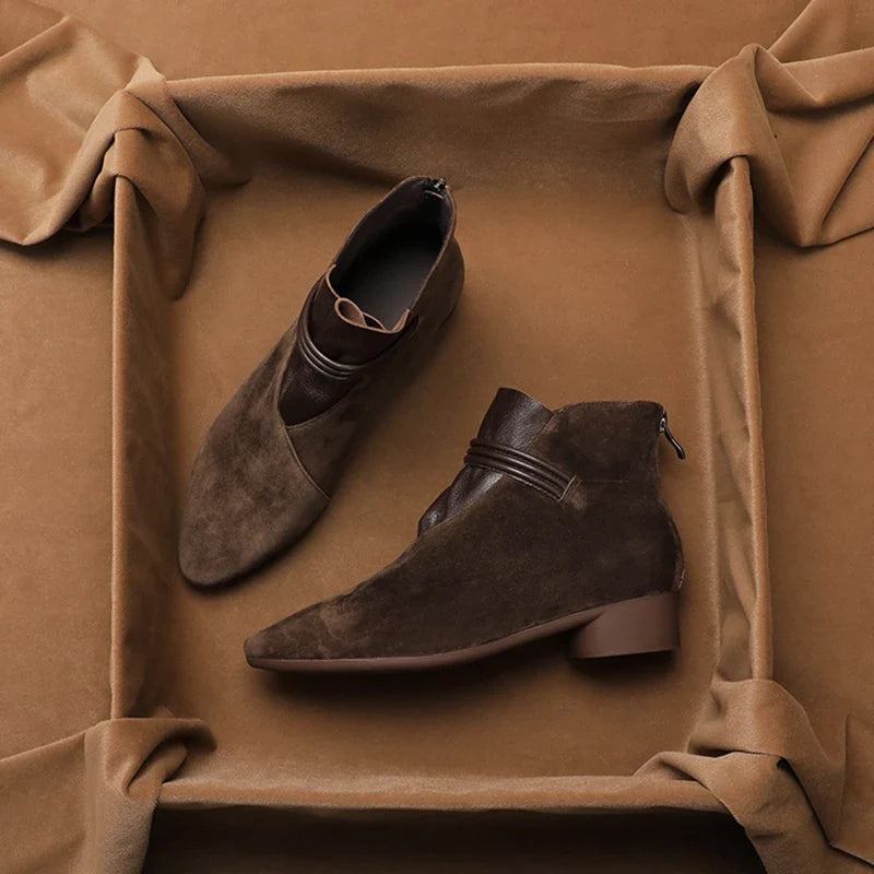 Suede Pointed-Toe Boots - 10