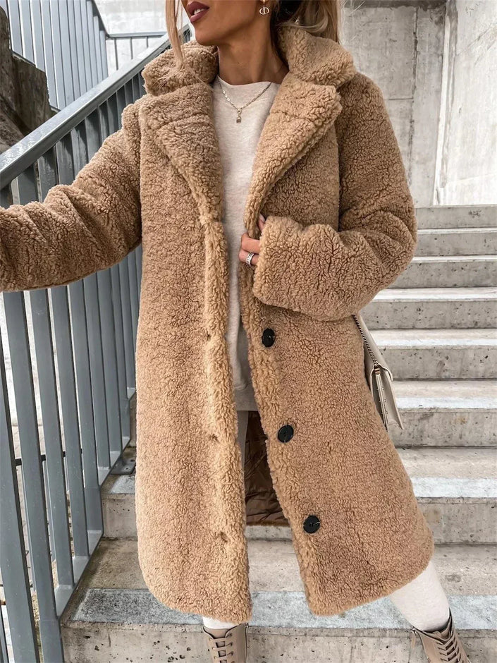 Emma | Elegant Single-Button Coat with Luxurious Shoulder Design