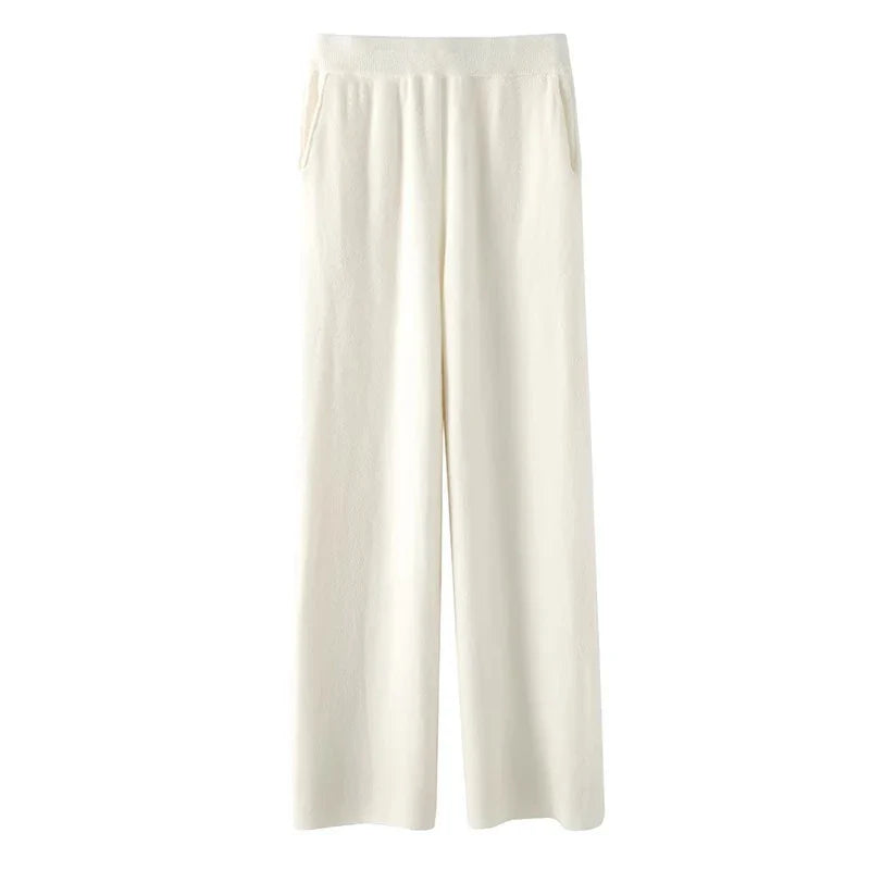 Women’s FJØRNA jogger pants featuring a relaxed fit, soft fabric, and adjustable waistband for comfortable everyday wear.
