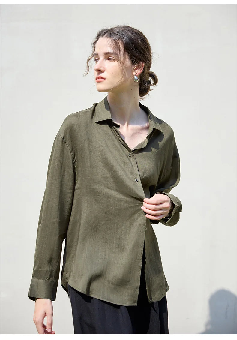 FJØRNA linen women's shirt, light and breathable tops for women, featuring a relaxed fit and natural fabric texture.