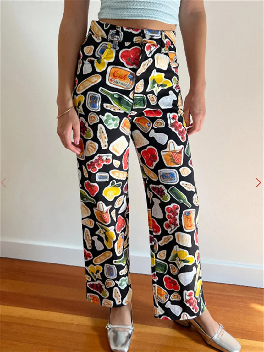 FJØRNA women's denim jeans, stylish pants with classic five-pocket design and a comfortable fit, shown on a model.