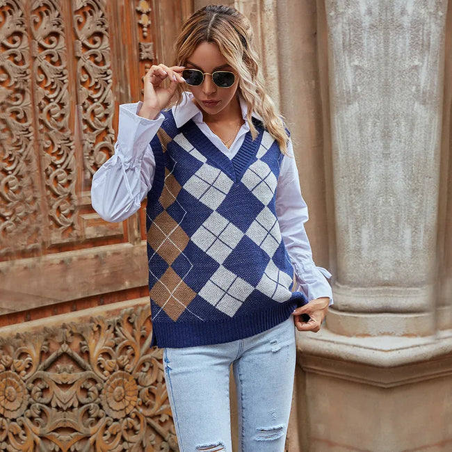 Emily – Sweater Vest Women - Vintage Knit Style | Knit Vest 1